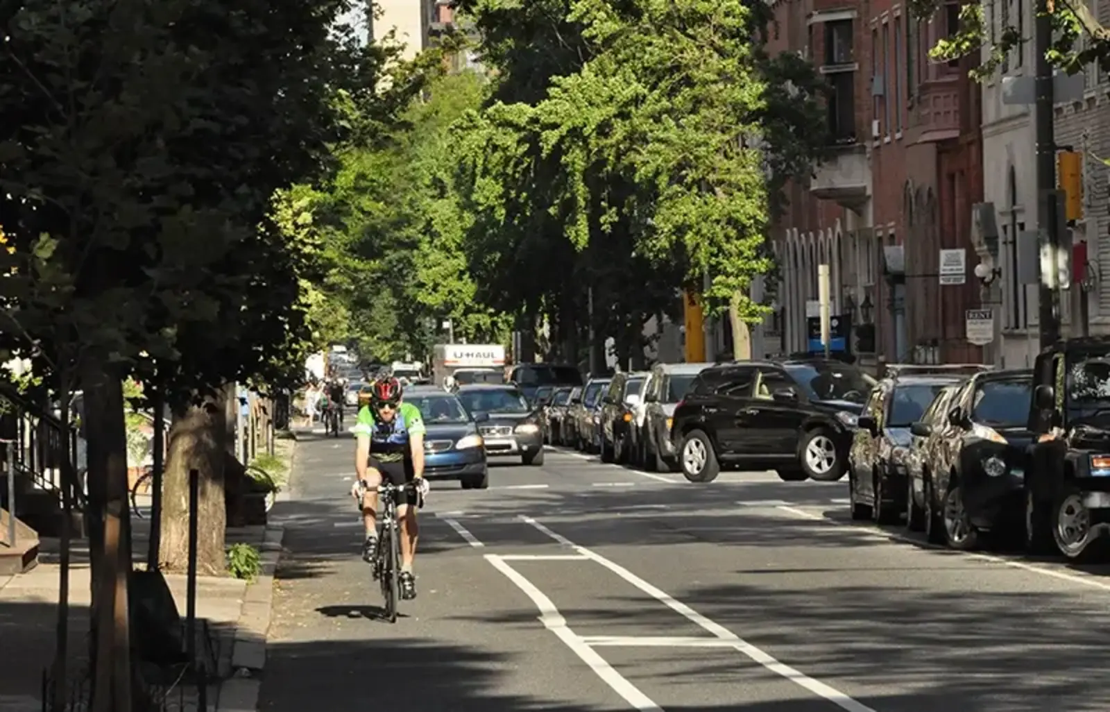 Philadelphia bike lane / Ignacio Bunster-Ossa