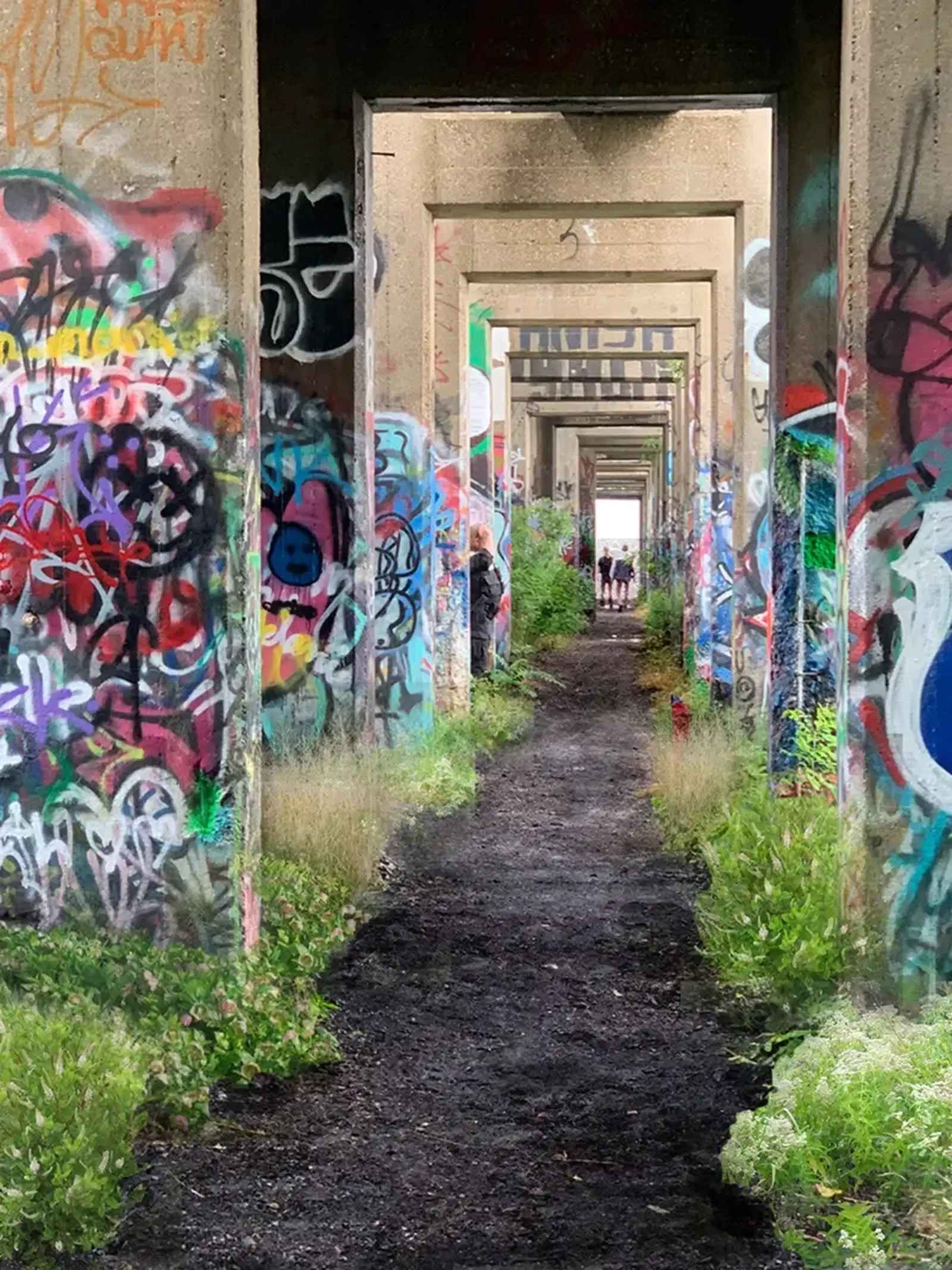 (After) Graffiti Pier, Philadelphia, Pennsylvania. Client: Delaware Waterfront Corporation / Studio Zewde