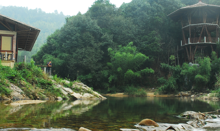 Crosswaters Ecolodge 